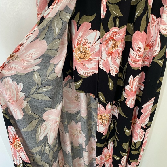 Black & pink floral romper - Picture 3 of 7